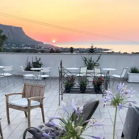Casale Belvedere vista mare-2