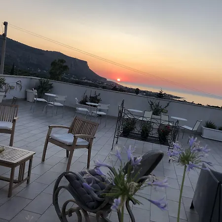 Casale Belvedere vista mare-3